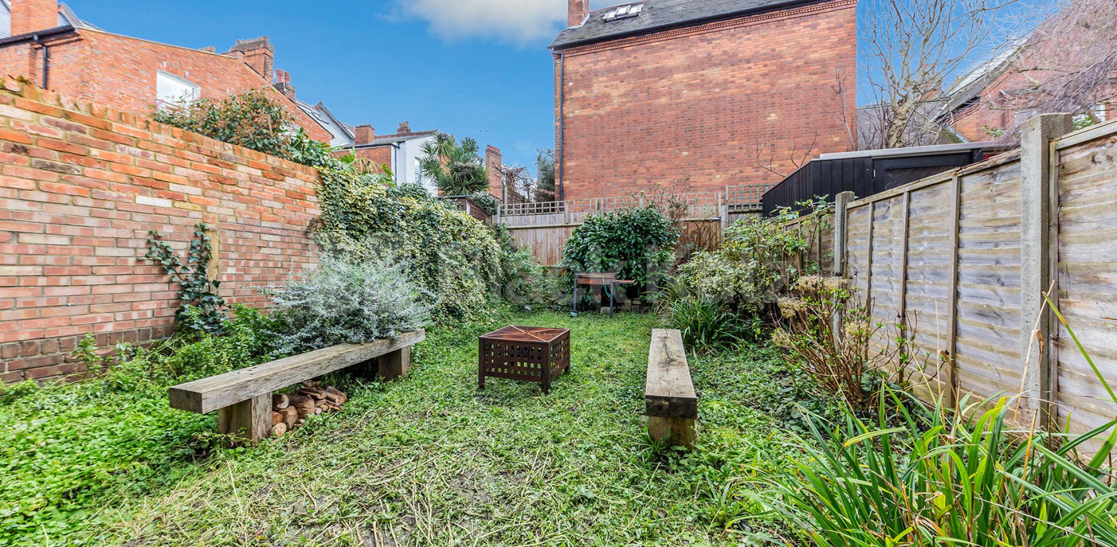 			2 Bedroom, 1 bath, 1 reception Flat			 Bramshill Gardens, Kentish Town